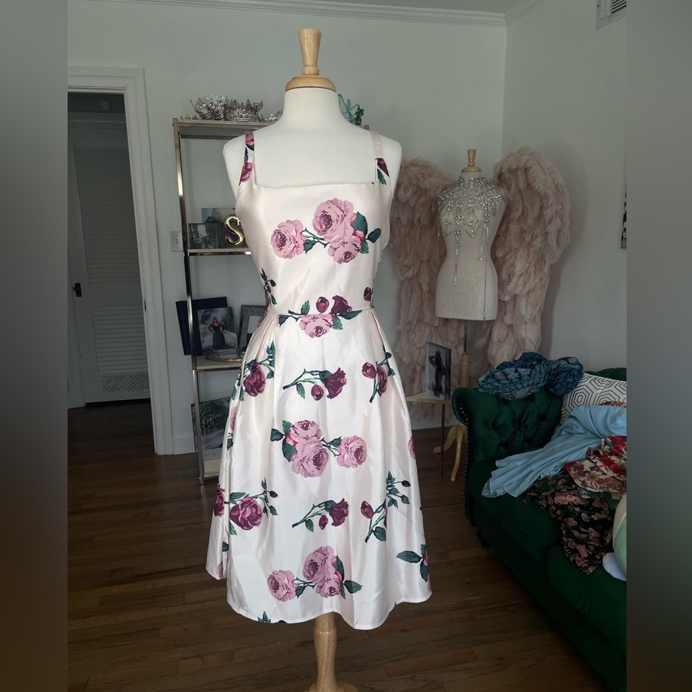 1950s rose floral swing dress from retro stage